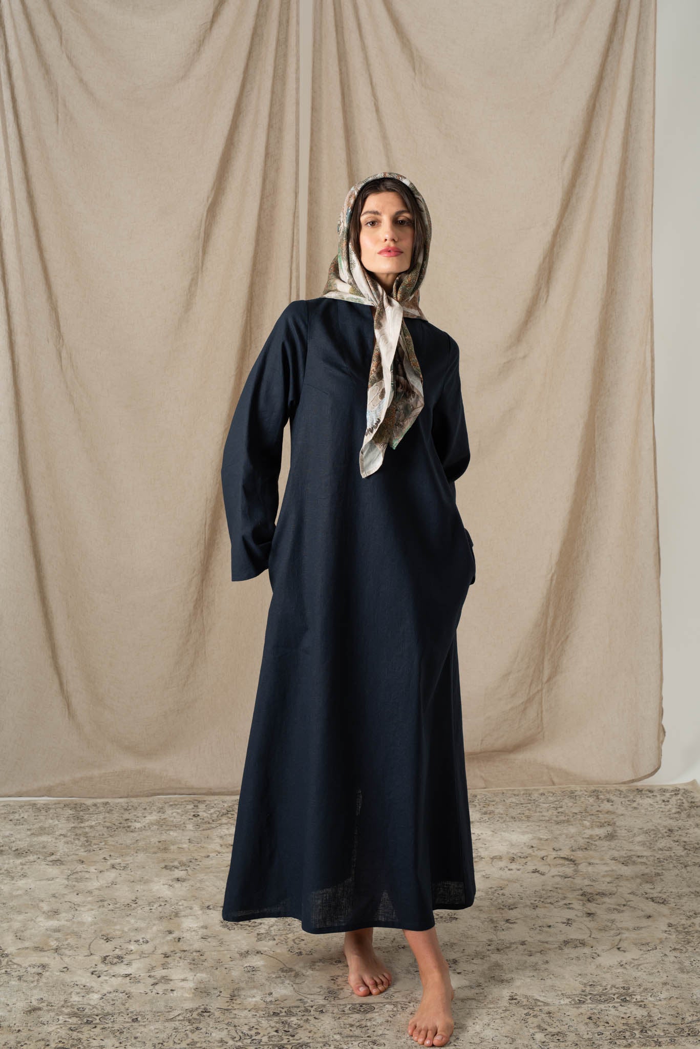 Alarik Linen Kaftan Navy Luxmii