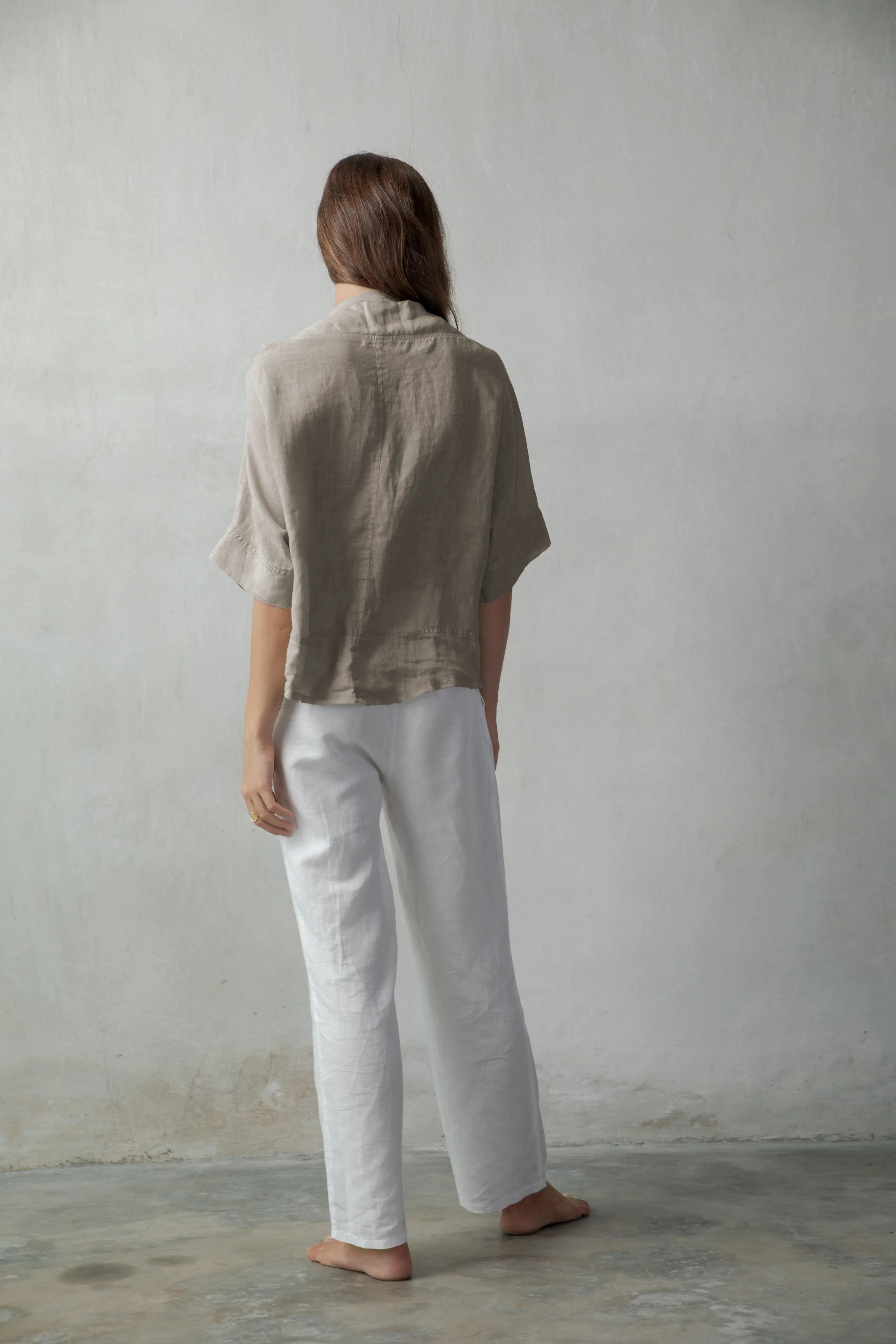 Architecture’s Linen Top Oatmeal Luxmii