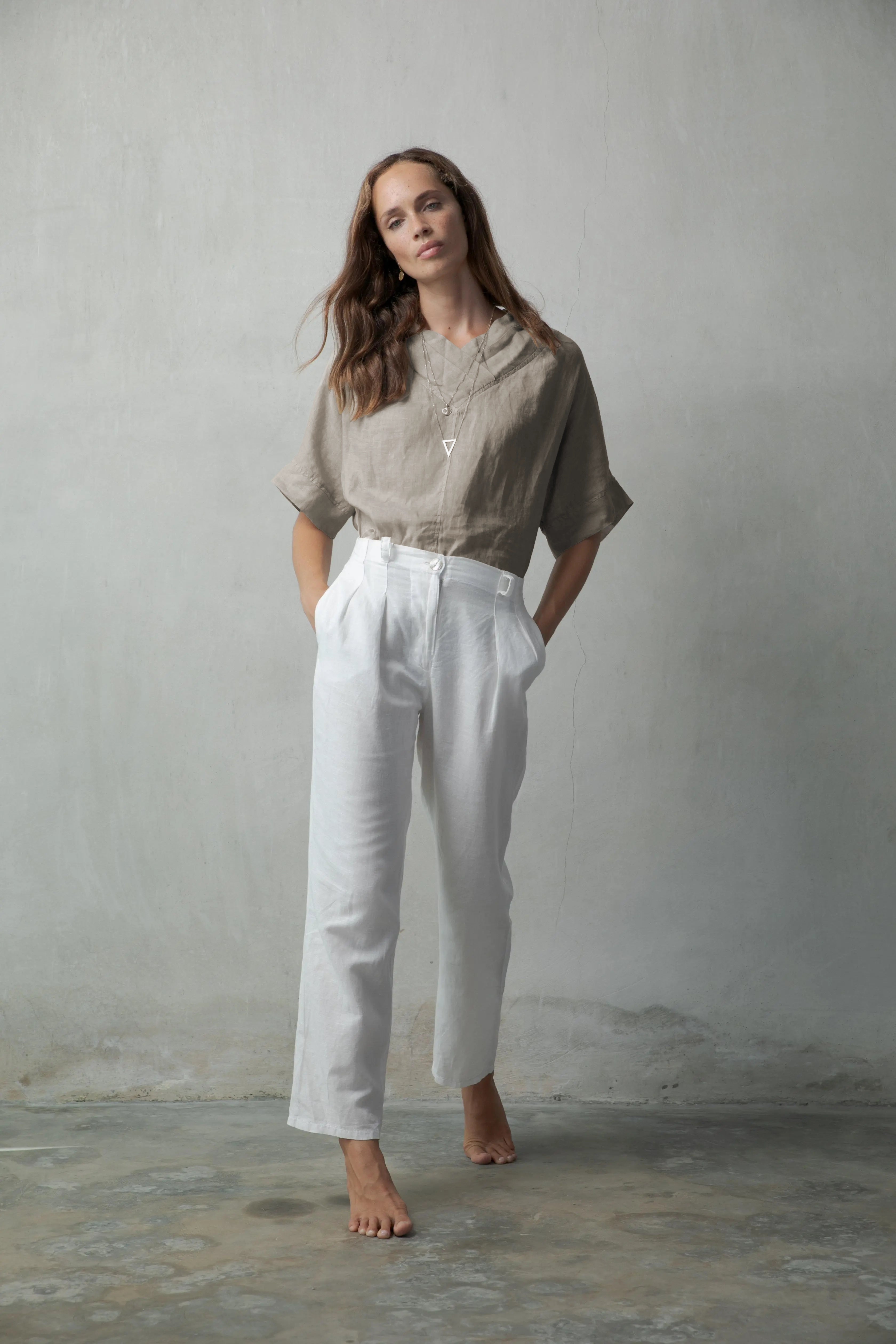 Architecture’s Linen Top Oatmeal Luxmii