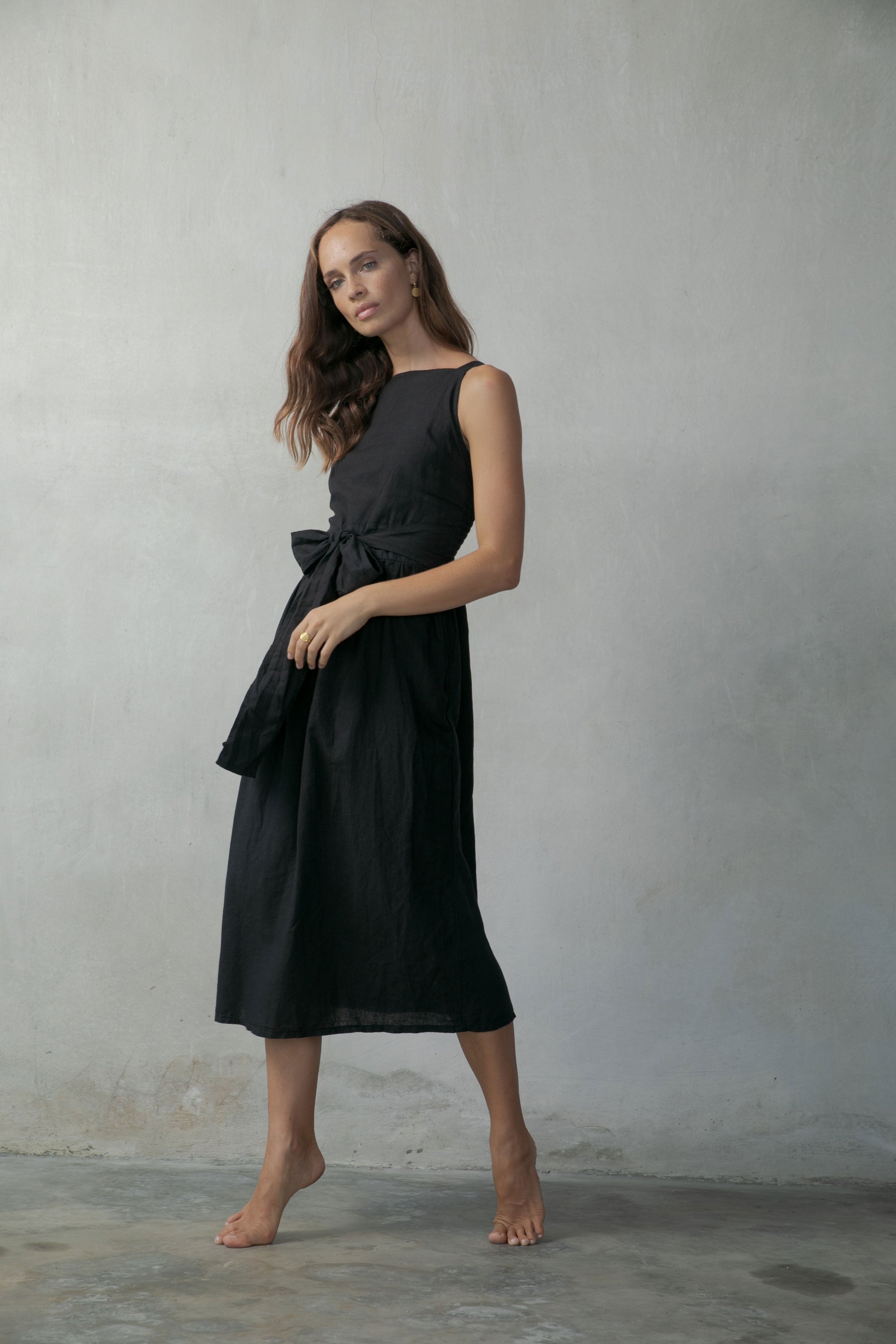Farfalla Linen Midi Dress Black Luxmii