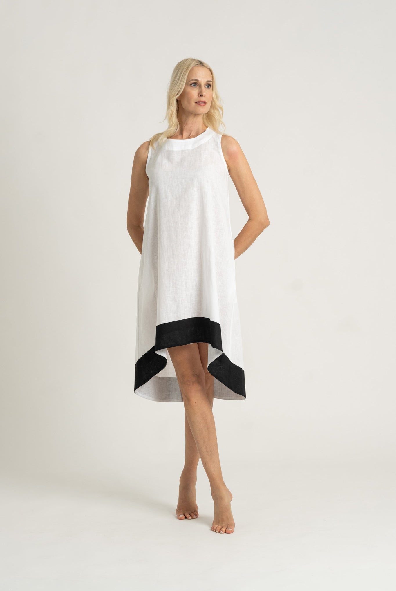 Illya Midi Dress White II Luxmii