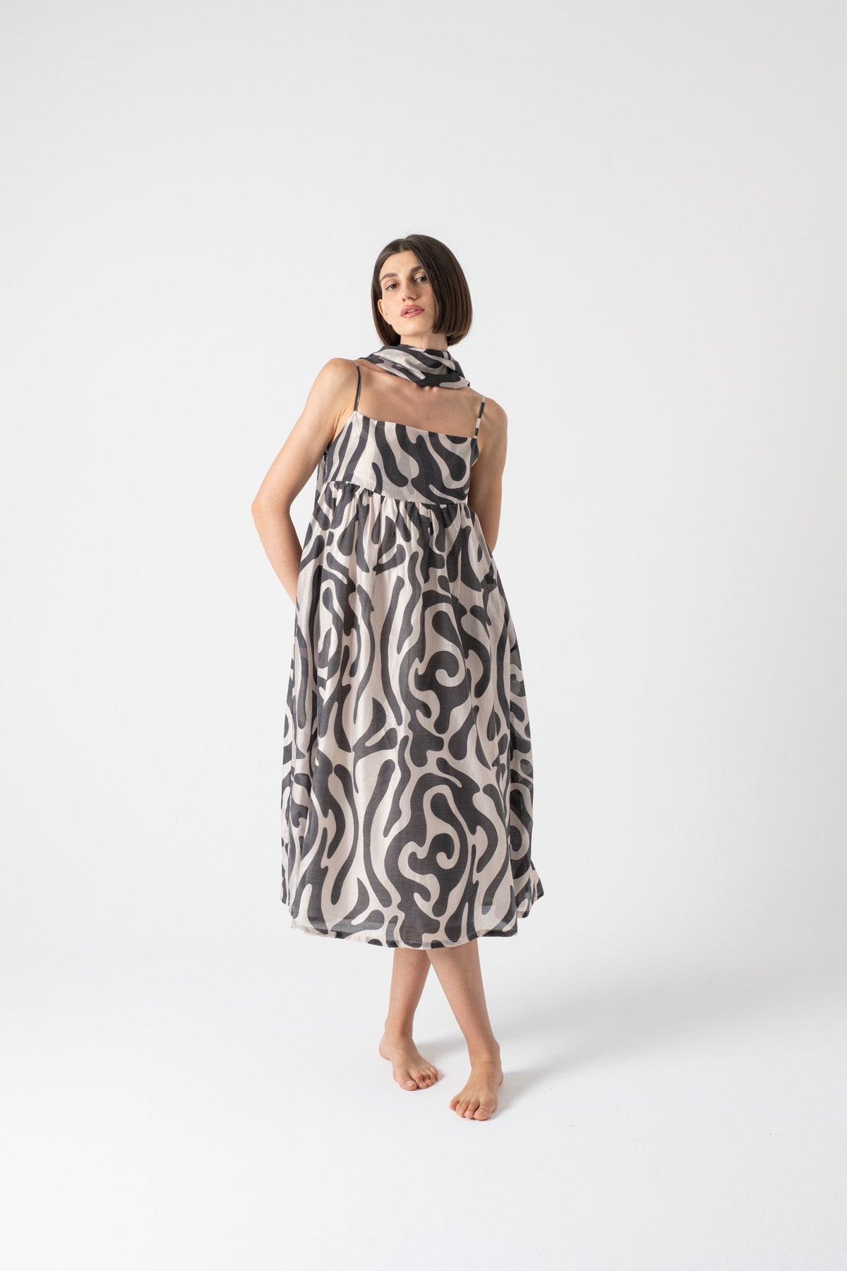 Onda Midi Dress in Savannah Print Luxmii