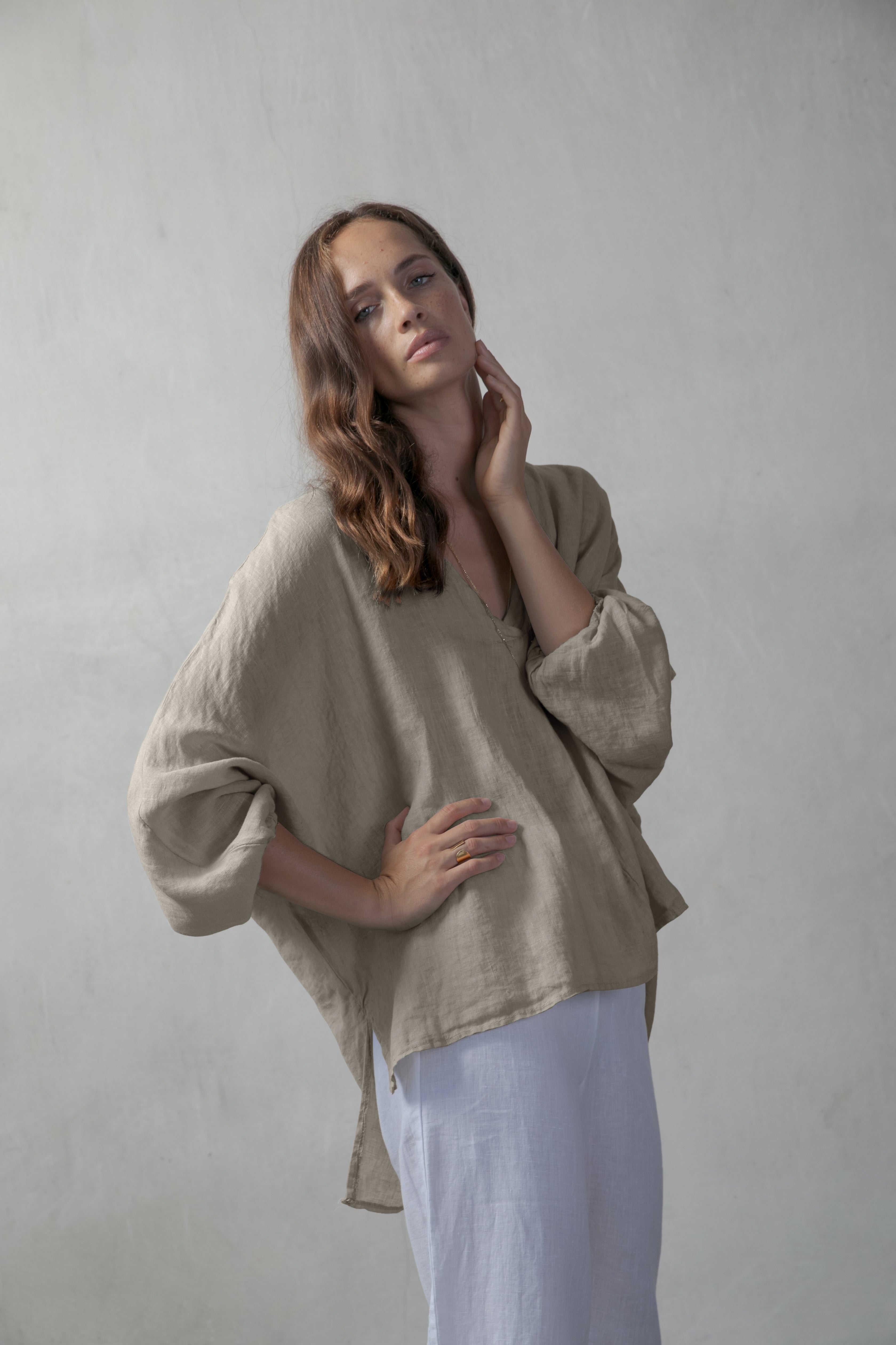 Relaxed Pallocino Linen Top Oatmeal Luxmii