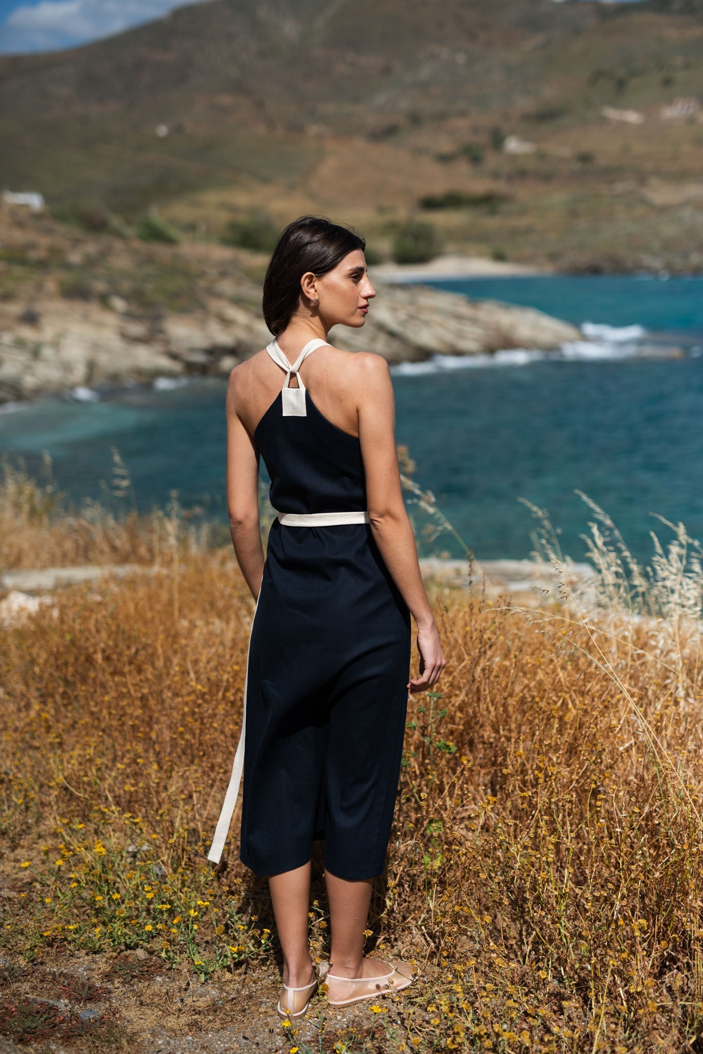 Zulu Linen Wrap Dress in Navy Luxmii