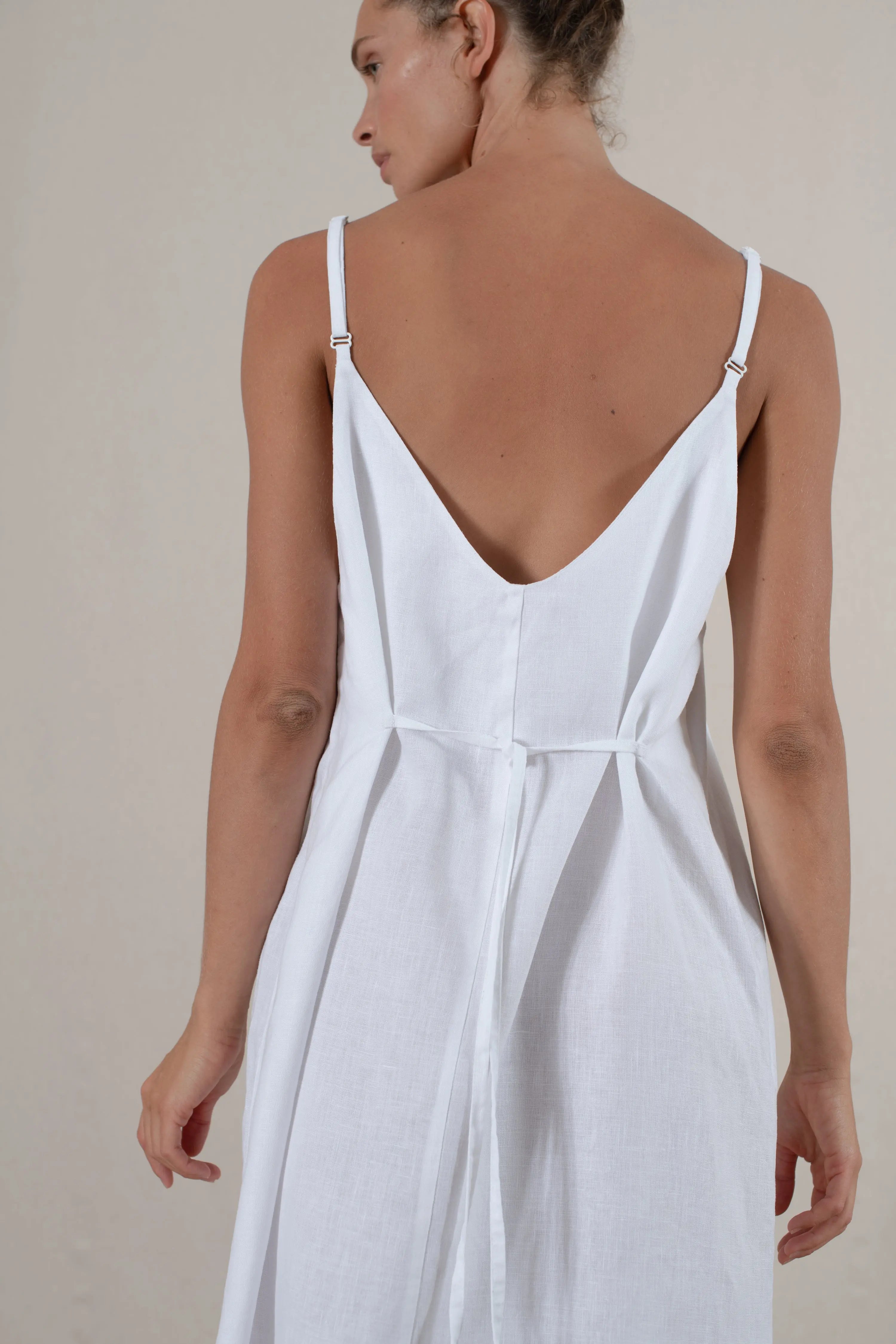 Basique Linen Slip Dress White Luxmii