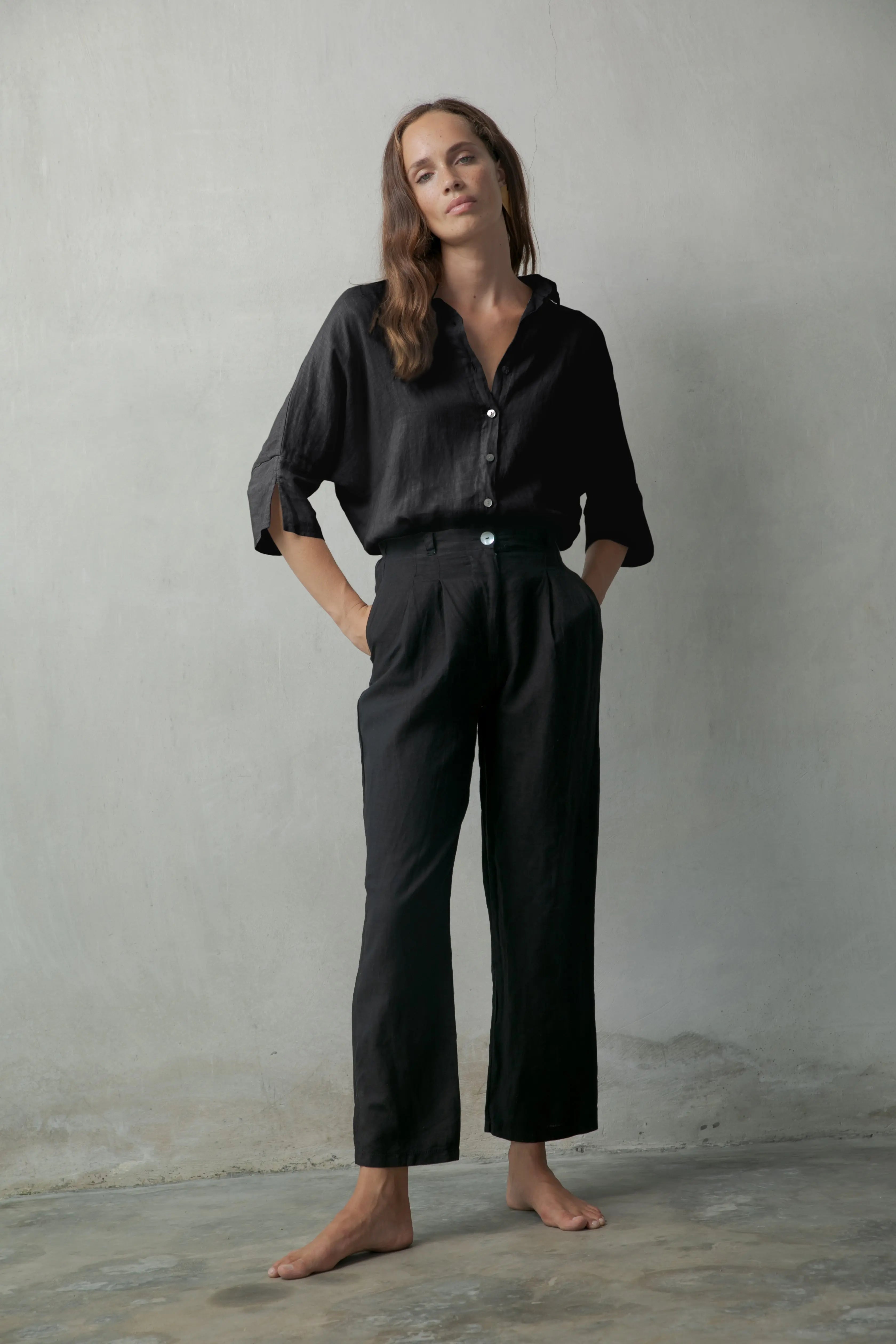 Il Ragazzo Linen Boyfriend Shirt Black - Luxmii