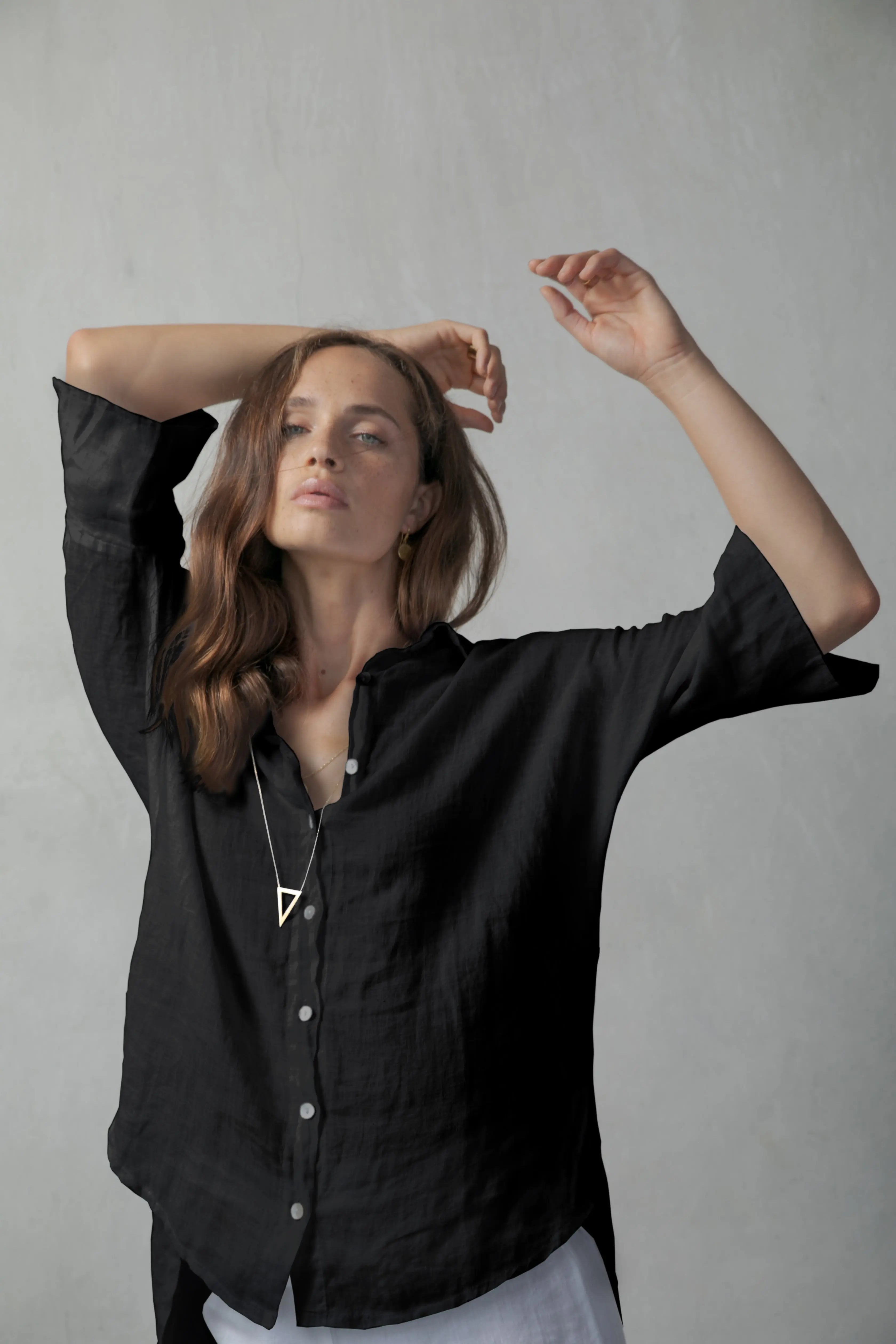 Il Ragazzo Linen Boyfriend Shirt Black - Luxmii