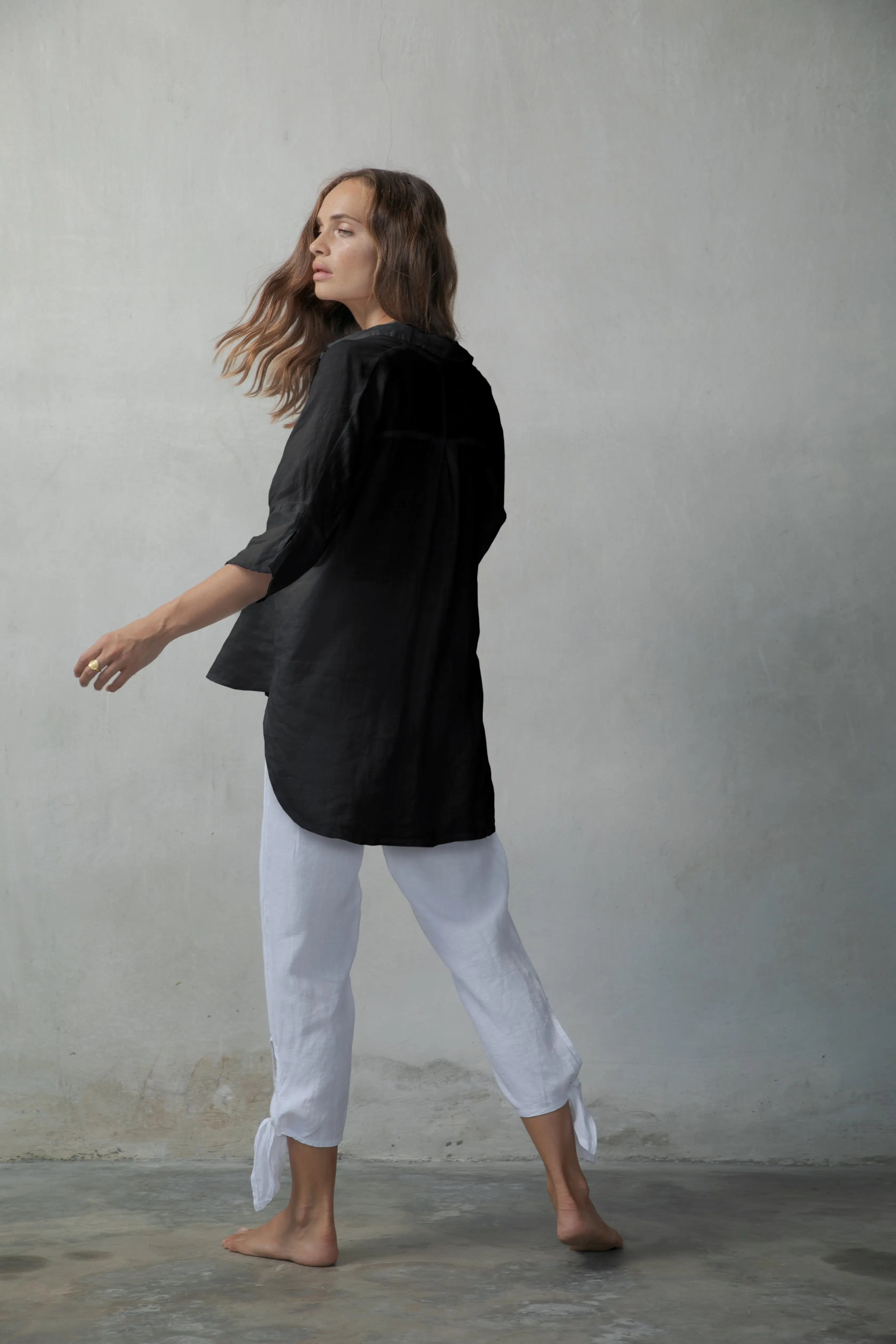 Il Ragazzo Linen Boyfriend Shirt Black - Luxmii