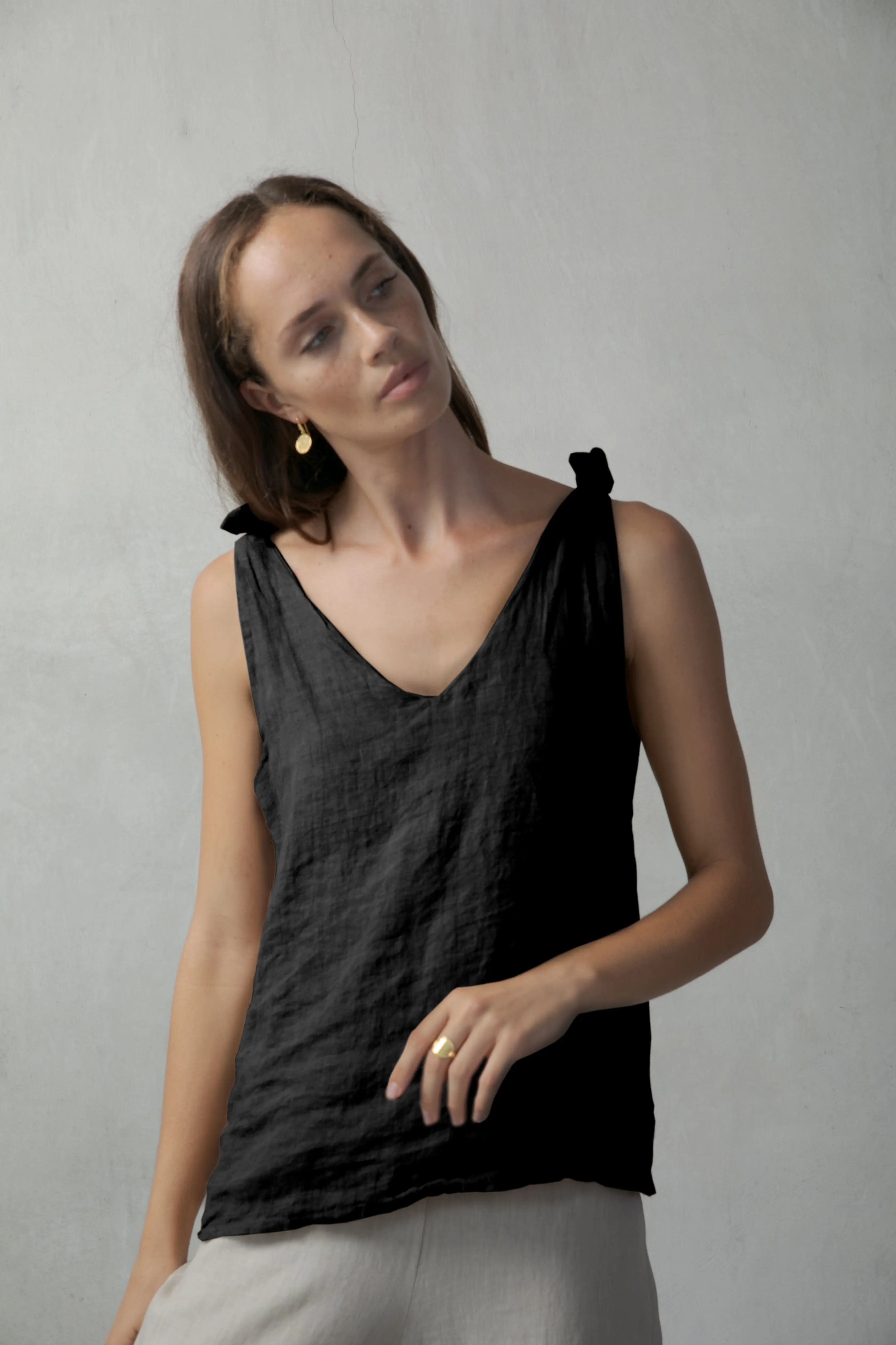 Tie Knot Linen Cami Top Black - Luxmii