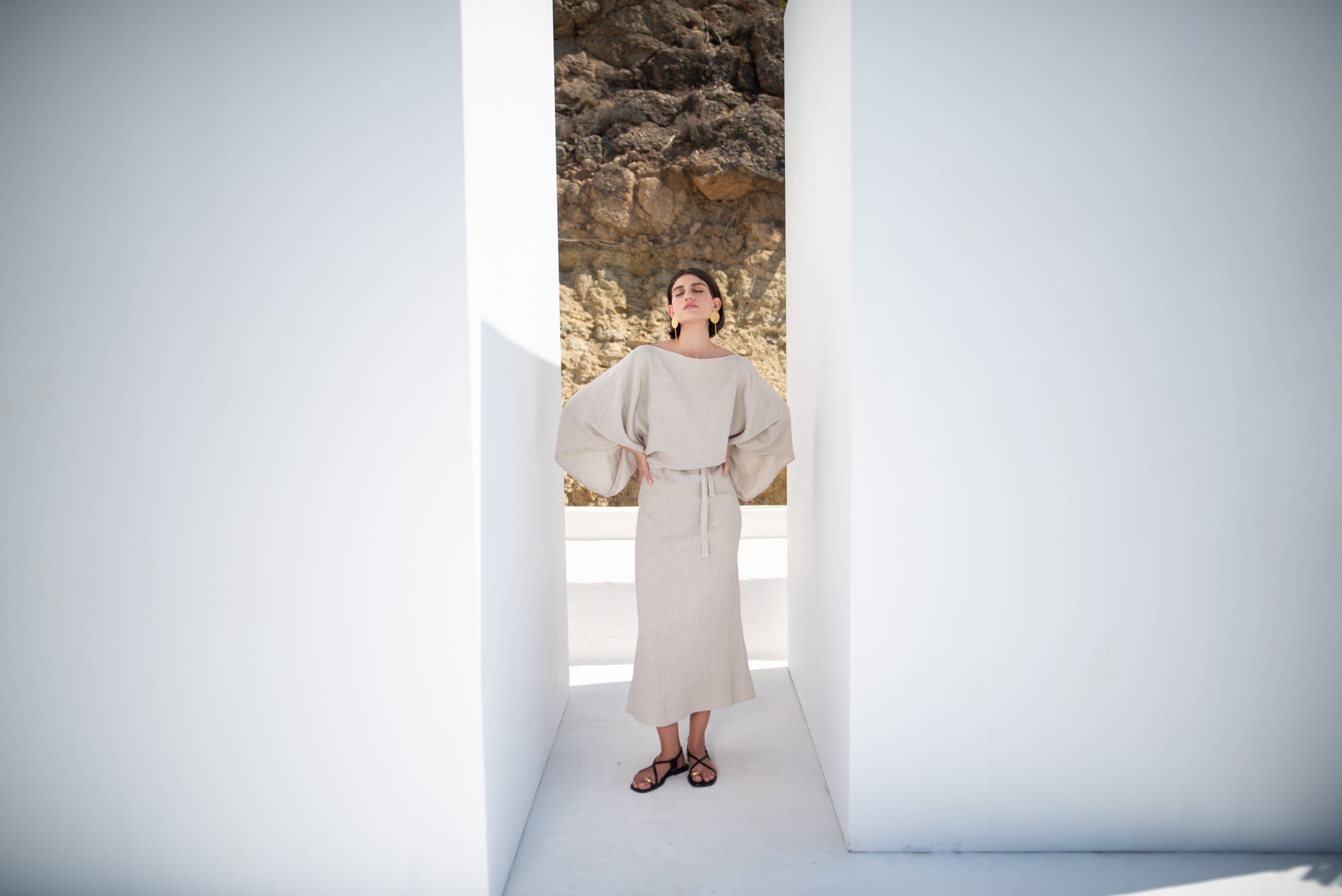 Linen for spring transition outfits from winter to warm days by LUXMII