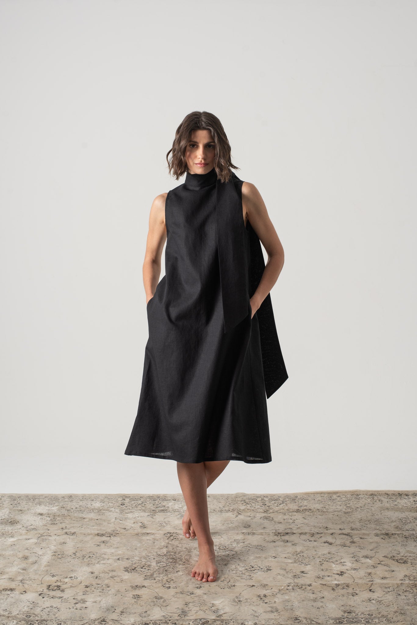 Axel Linen Tie Dress Black Luxmii