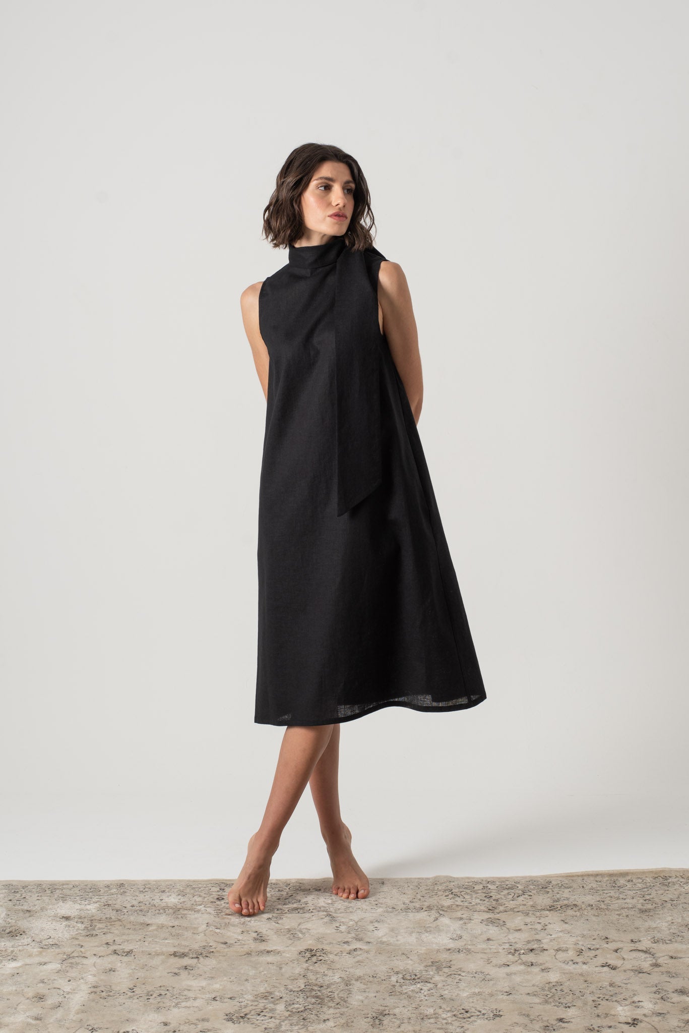 Axel Linen Tie Dress Black Luxmii