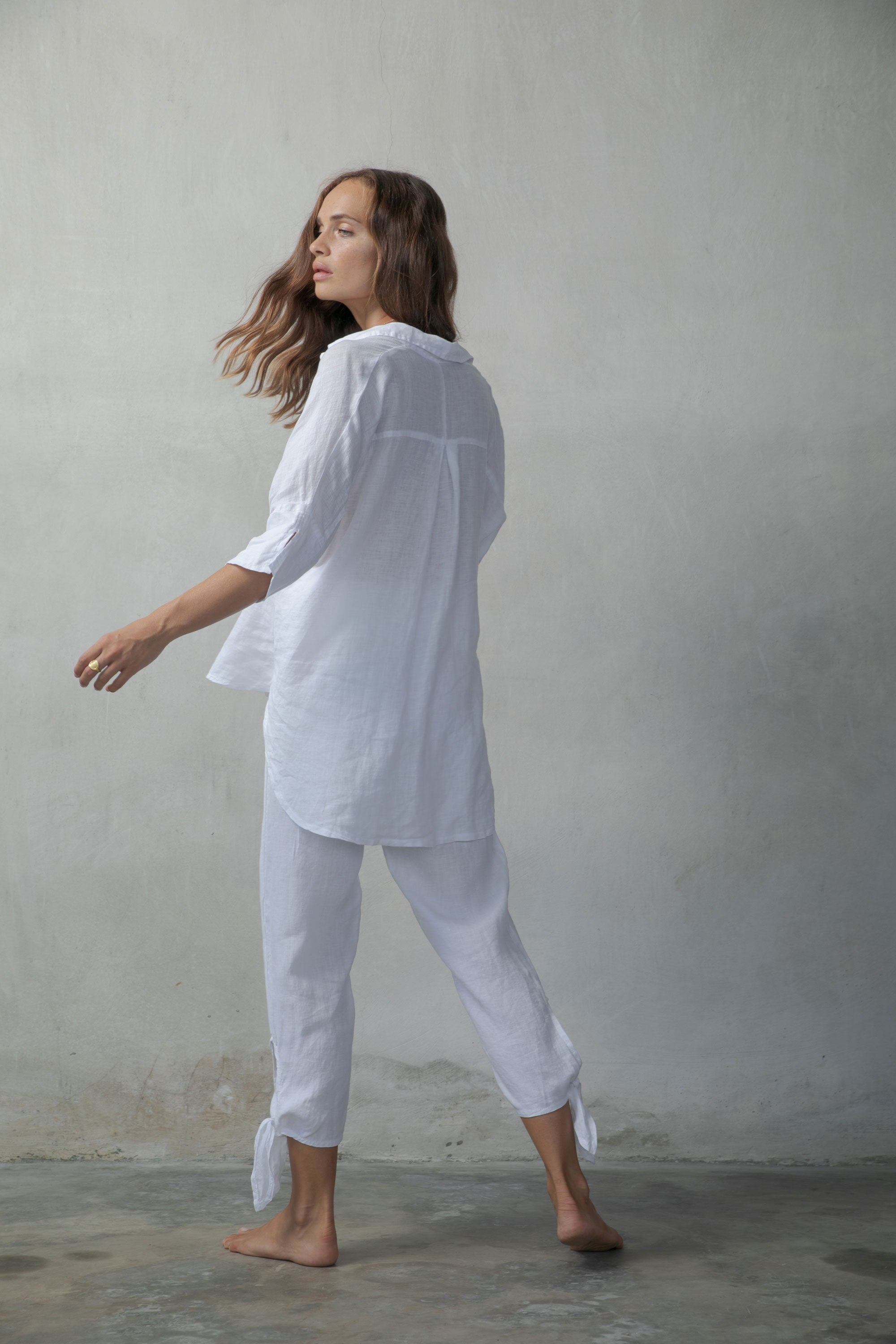 Il Ragazzo Boyfriend White Linen Shirt - LUXMII