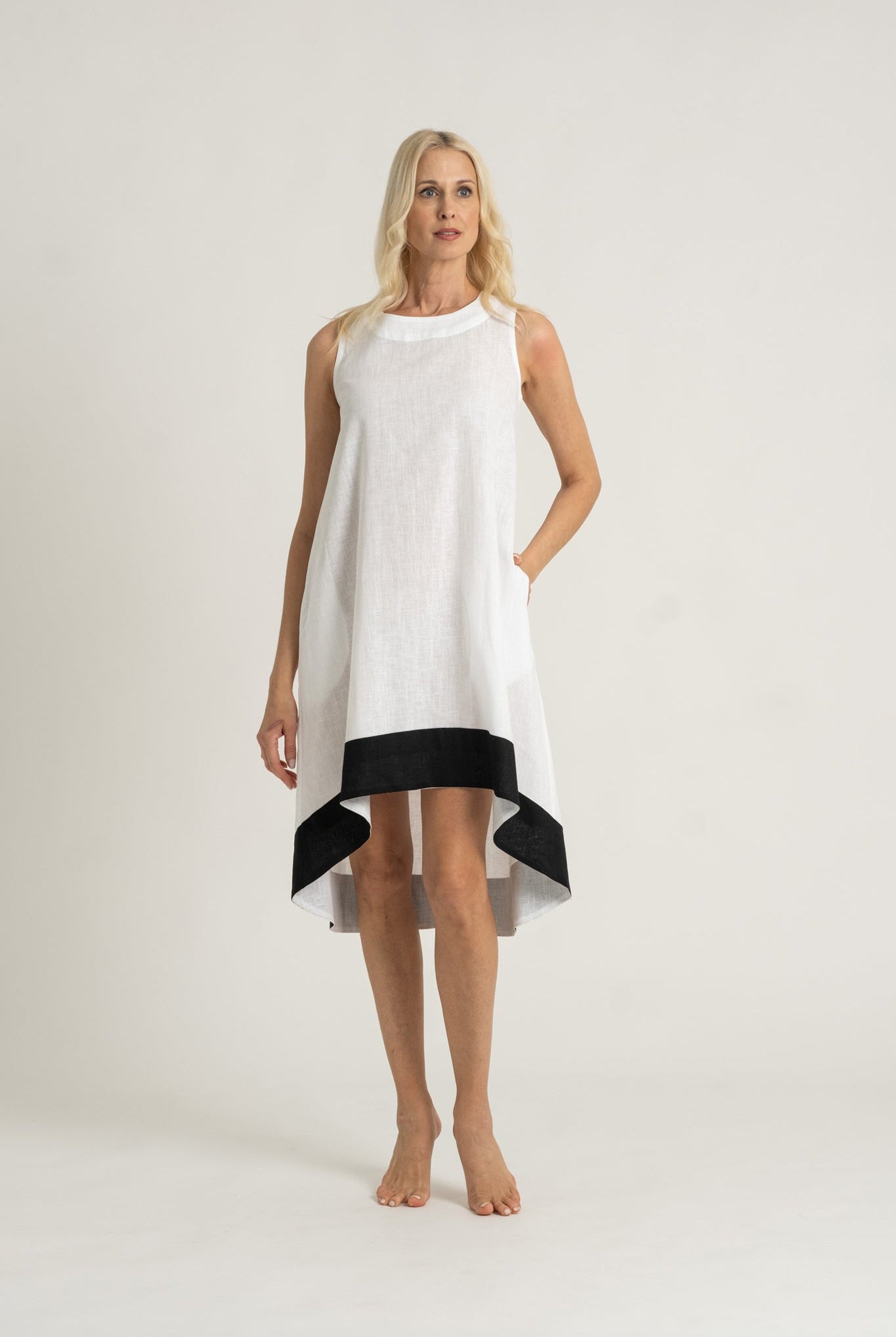 Illya Midi Dress White II Luxmii