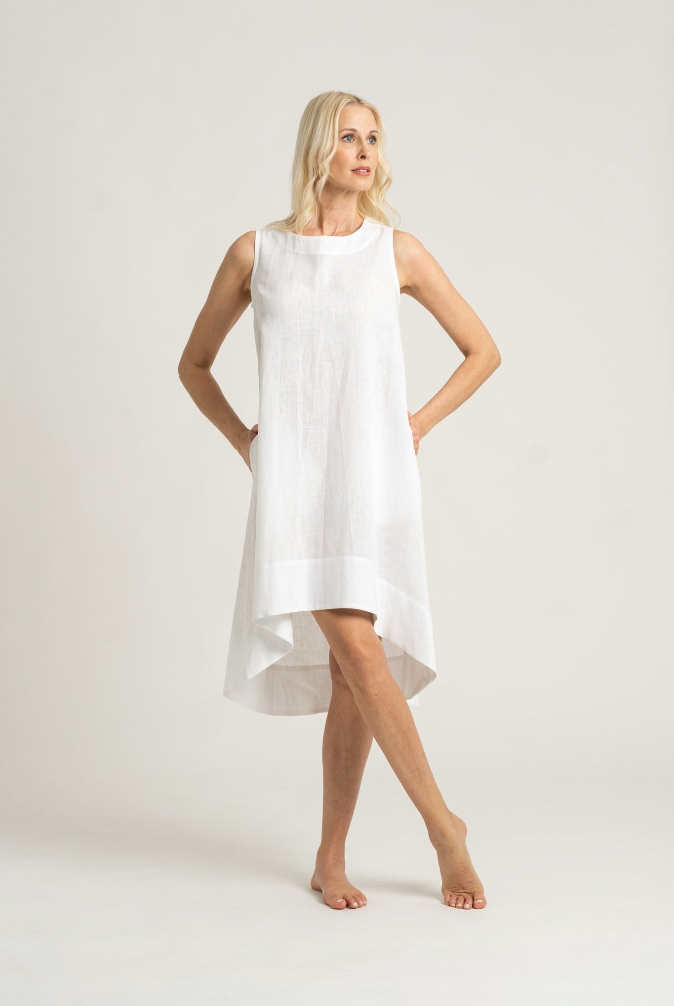 Illya Midi Dress White Luxmii