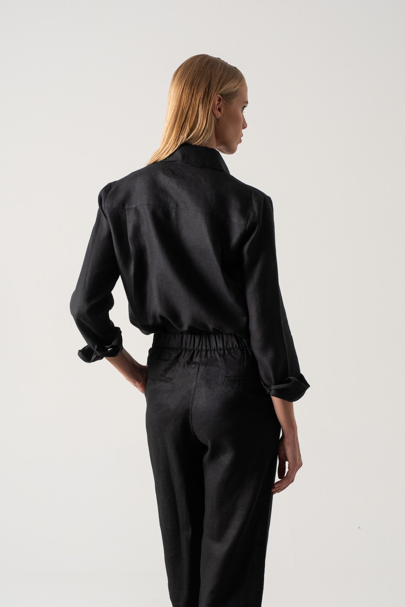 La Classica Linen Shirt Black - LUXMII