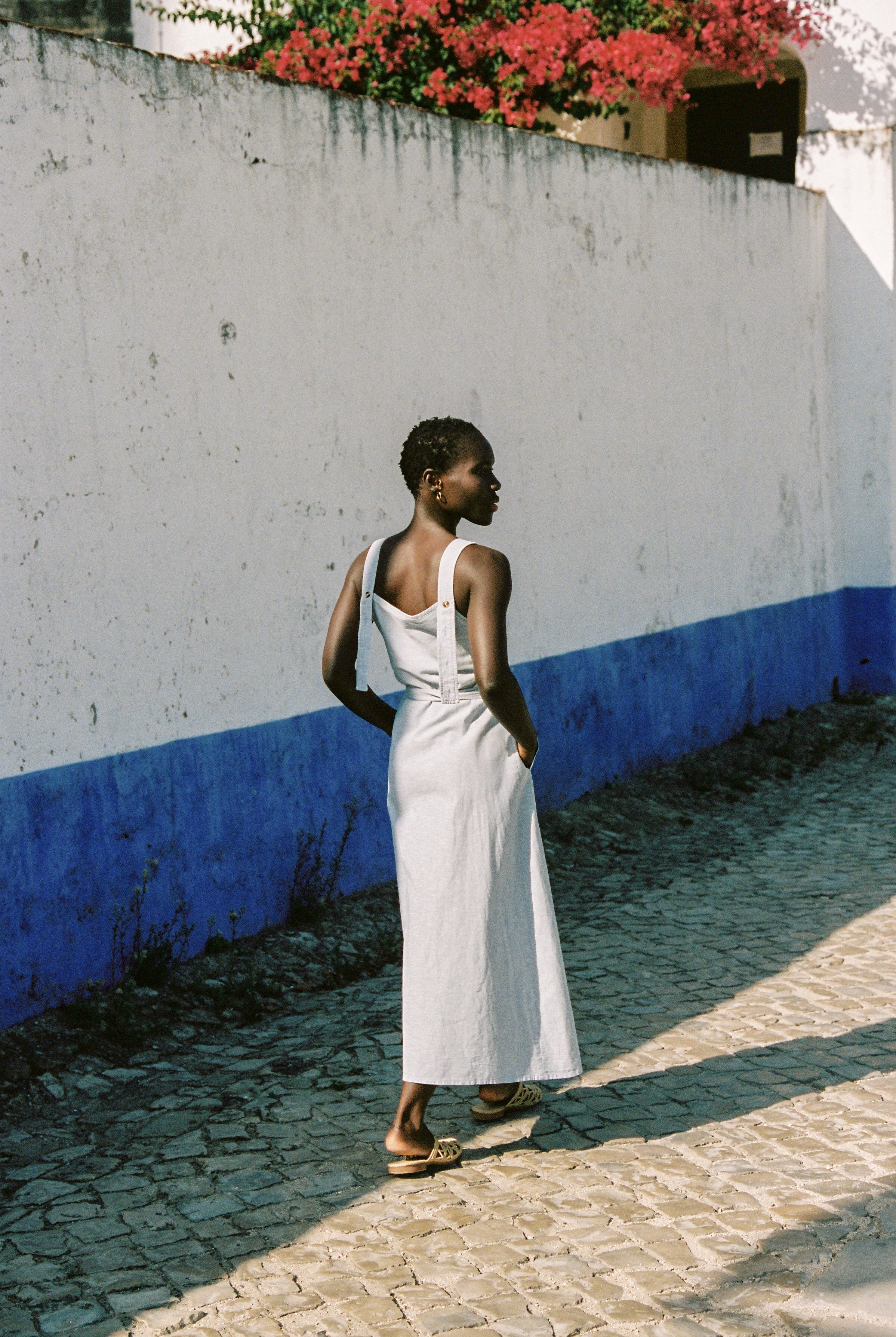 Volonté Linen Midi Dress Sky Blue - LUXMII