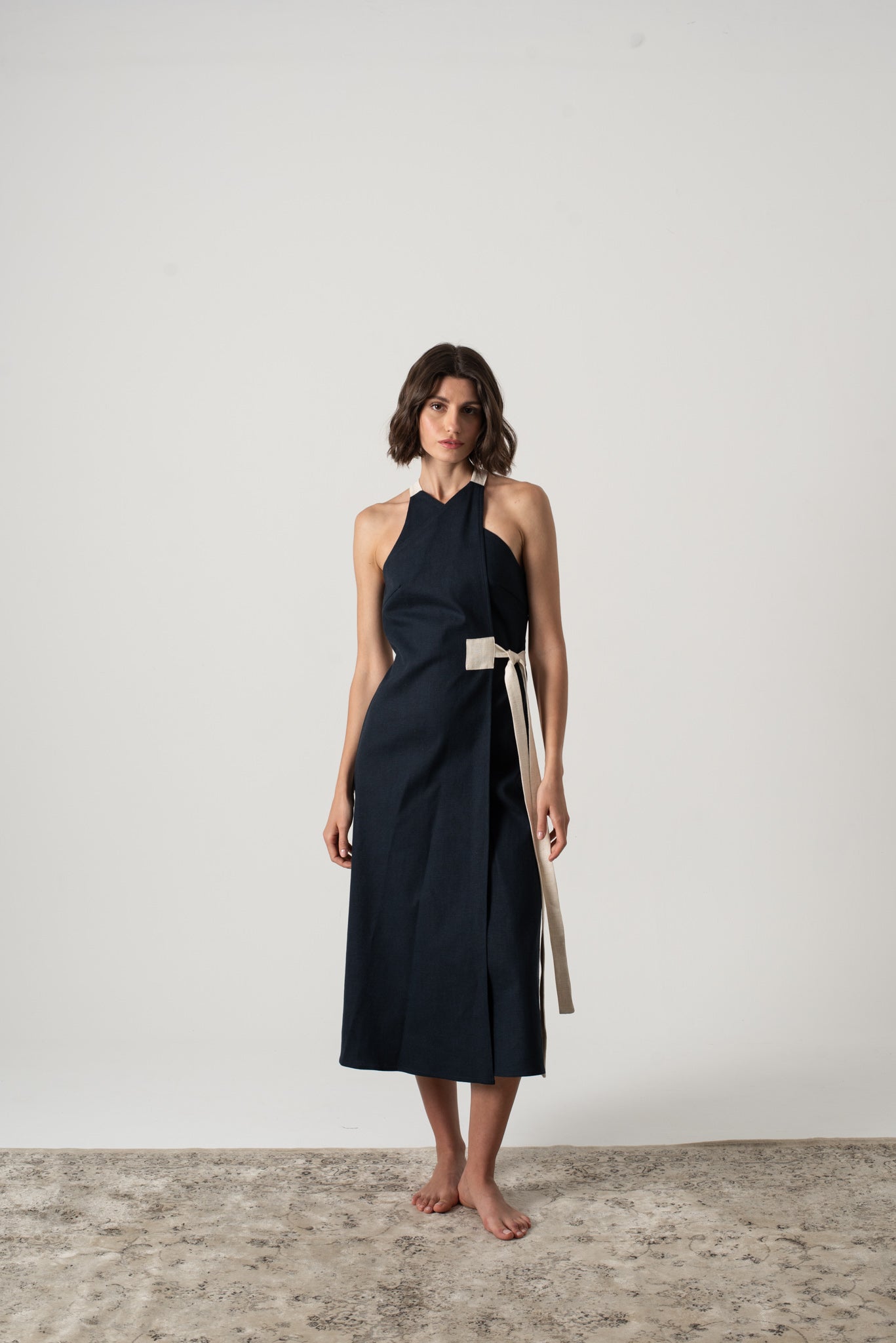 Zulu Linen Wrap Dress in Navy - LUXMII